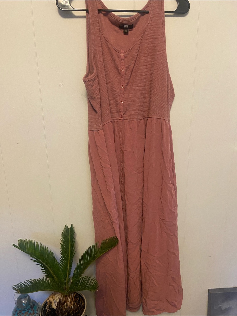 FRYE sleeveless Dusty Rose Button-Front Maxi Dress - Classic Casual